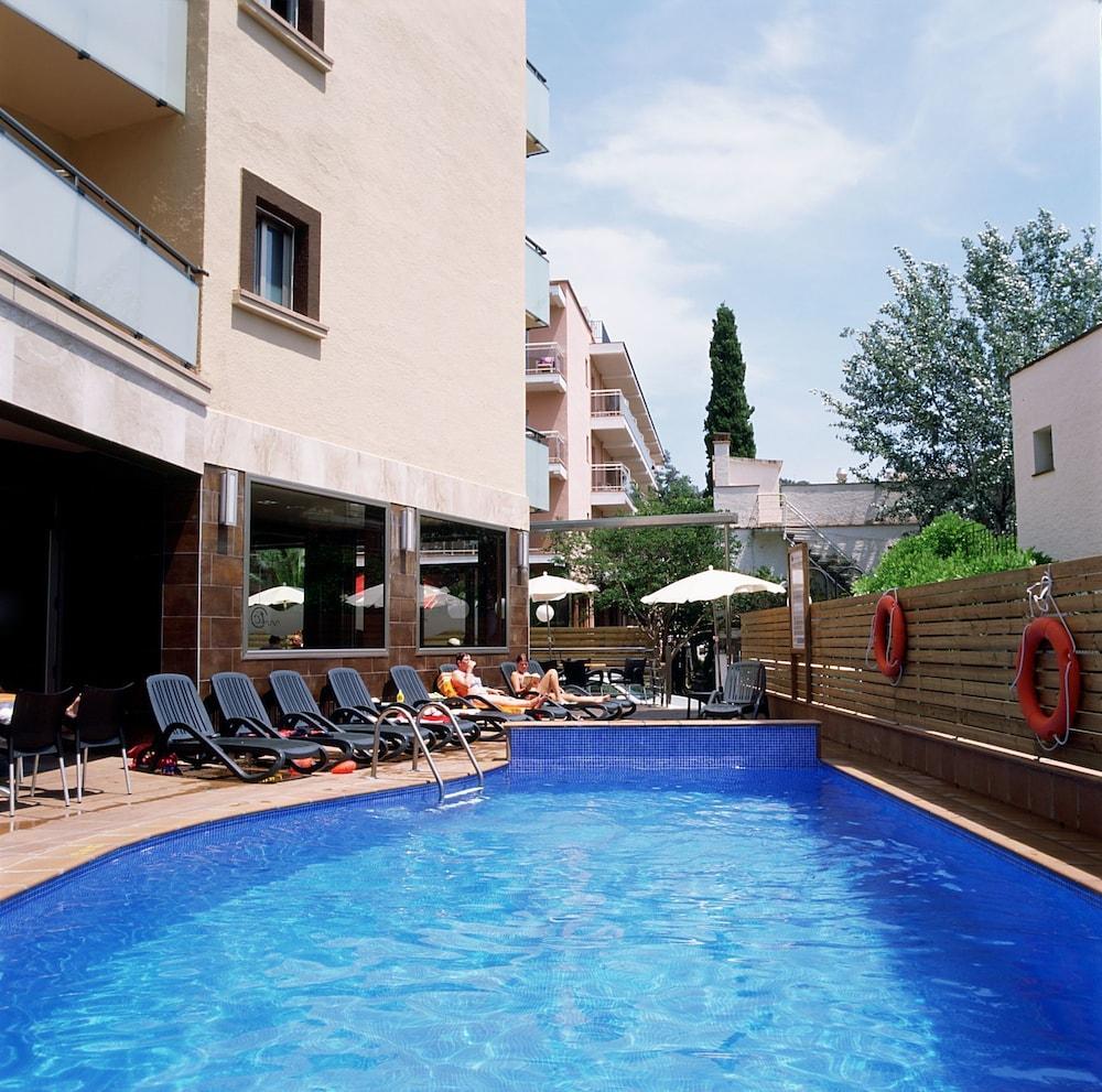 Tossa Beach Center Тосса-де-Мар Экстерьер фото